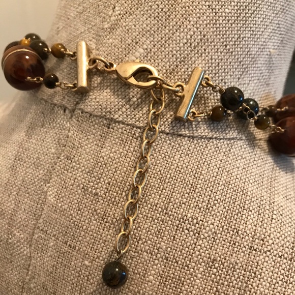 WHBM gold tone short necklace with tortoiseshell - Picture 6 of 6